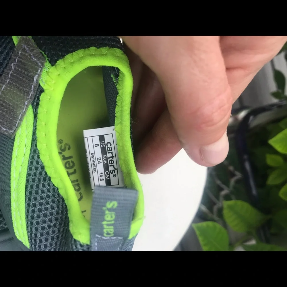 Carter’s beach/water shoes